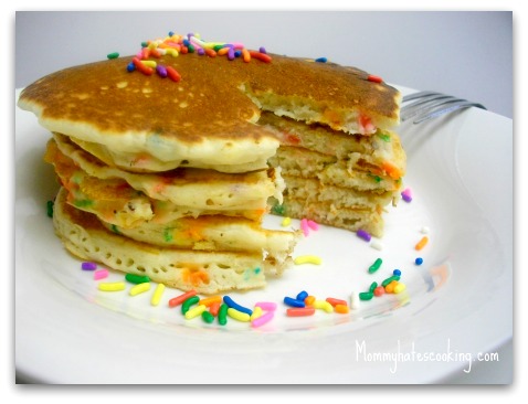 Friday Favorite: Banana Pizzazz Pancakes