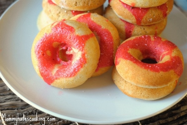Valentine’s Treat- Baked Marble Vanilla Doughnuts