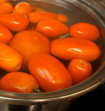 How to Stew Tomatoes (Homemade Stewed Tomatoes)