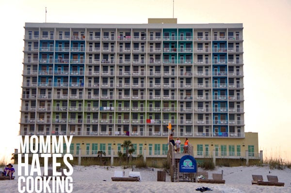 Giveaway: Beach Vacation to Holiday Inn Resort in Pensacola