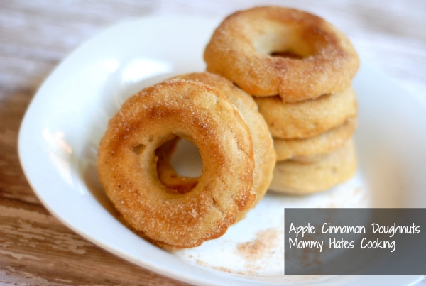 Baked Apple Cinnamon Doughnuts