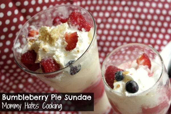 Bumbleberry Pie Sundae