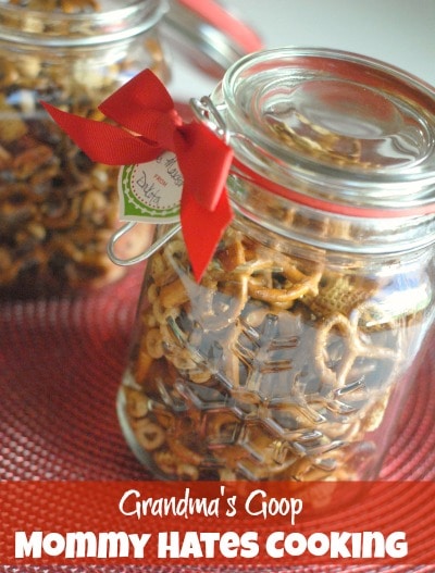 Easy Holiday Party Snack Mix