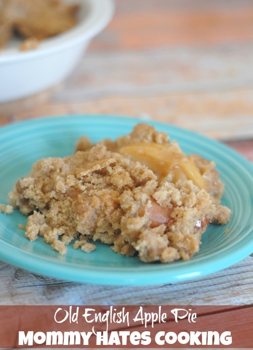 {Decades of Desserts} Old English Apple Pie