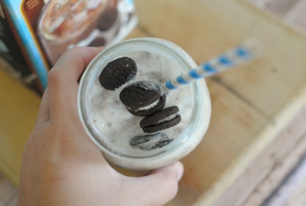 Cookies 'n' Creme Frozen Coffee