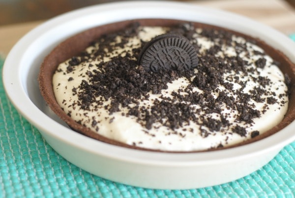 No Bake Chocolate Cookie Pudding Pie
