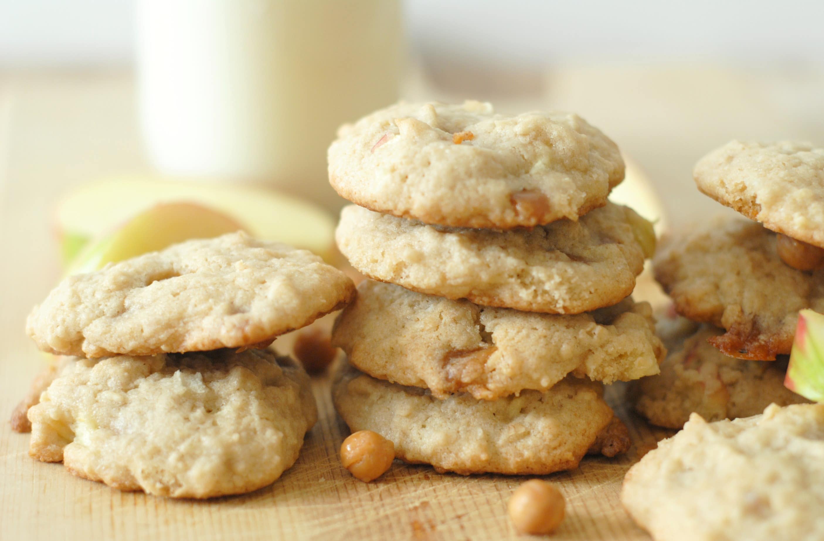 Caramel Apple Oatmeal Cookies & Great Day Farms Eggs Giveaway