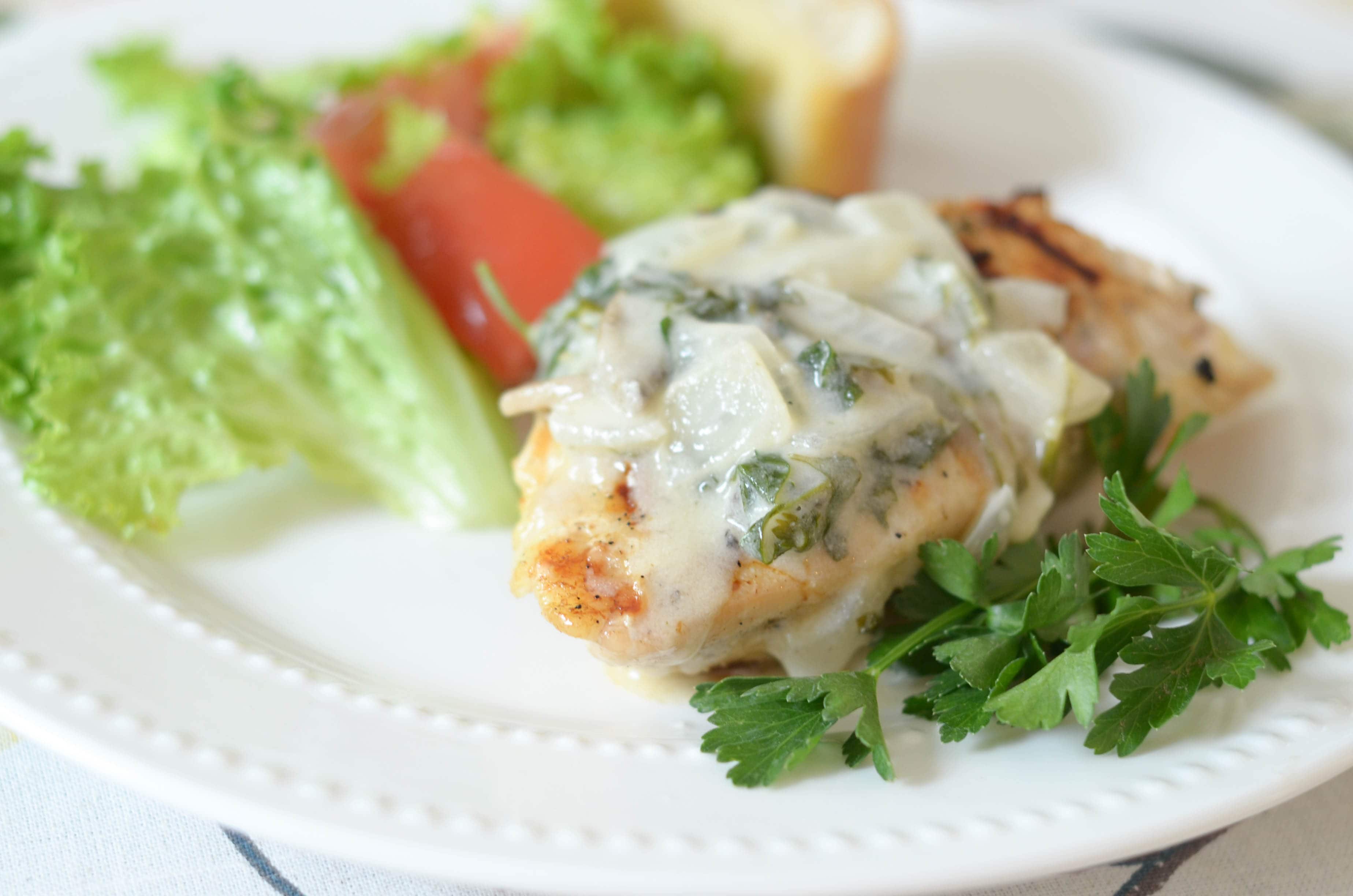 Grilled Chicken with White Wine Sauce