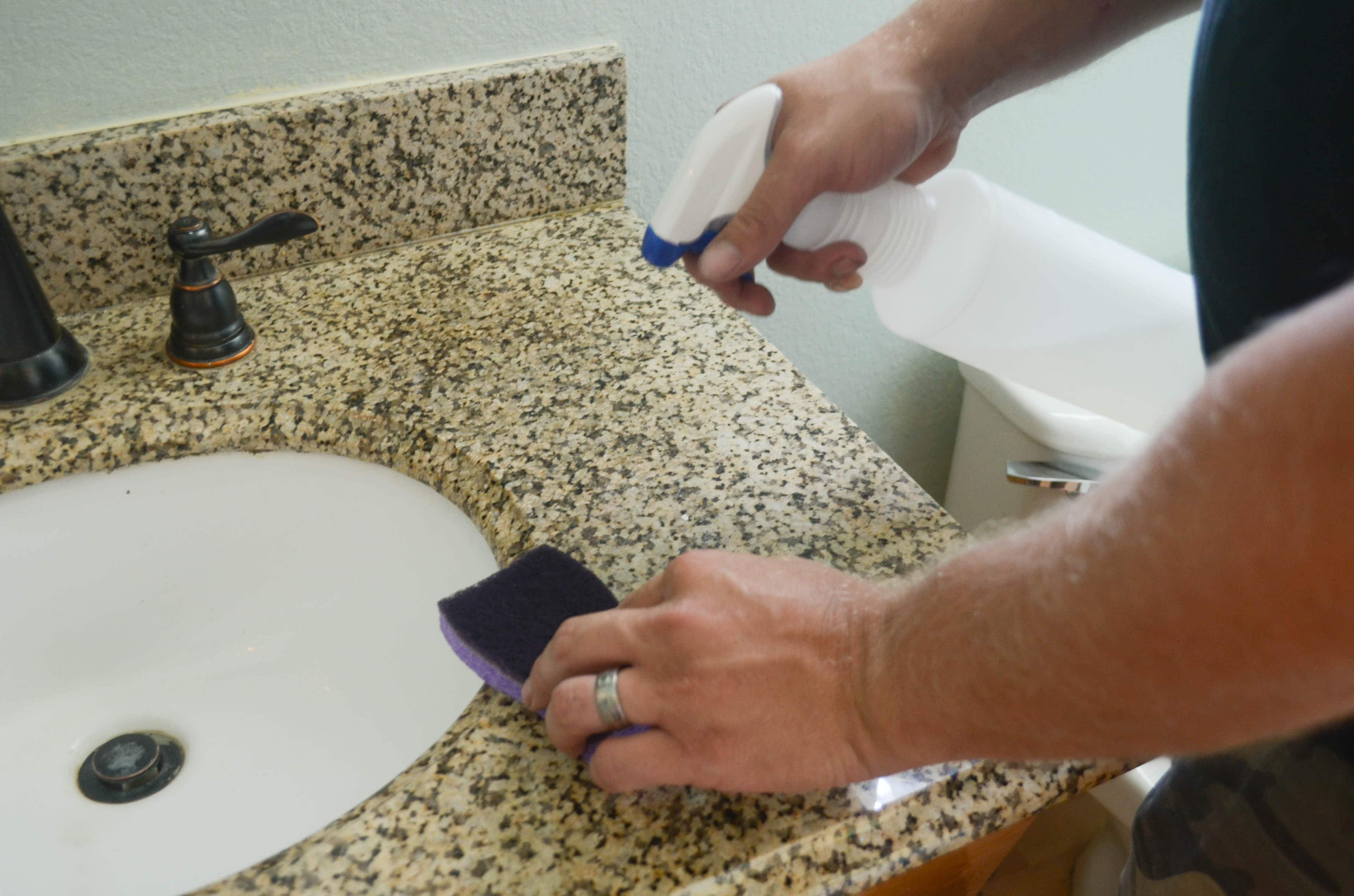 5 Bathroom Cleaning Tips