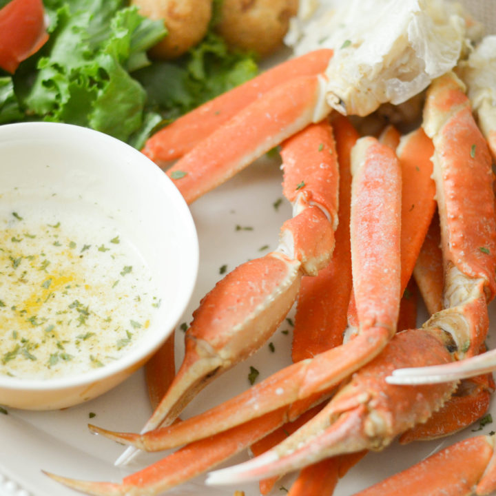 Image for Snow Crab Legs with Garlic Butter
