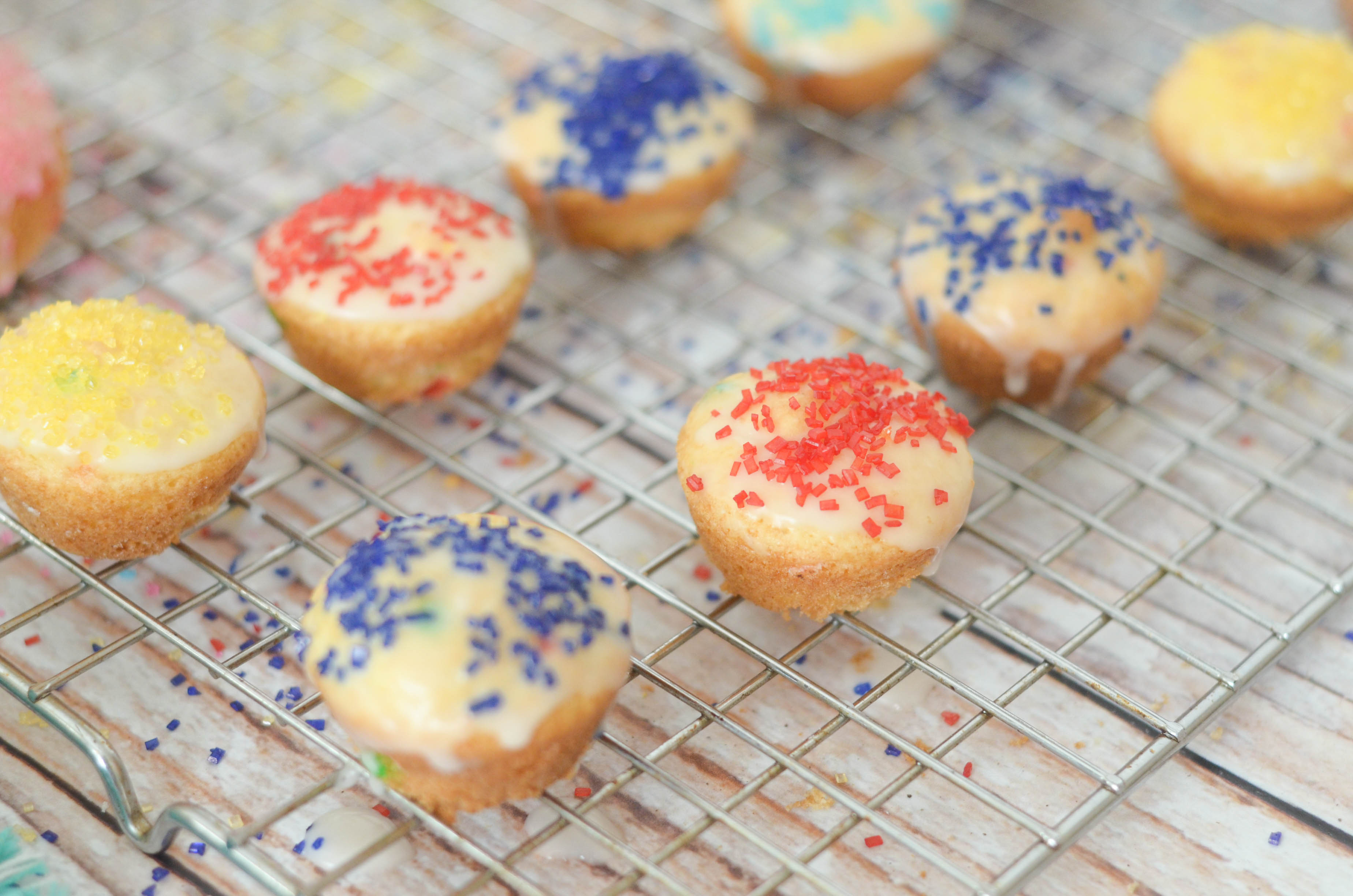 Funfetti Cake Mix Donuts