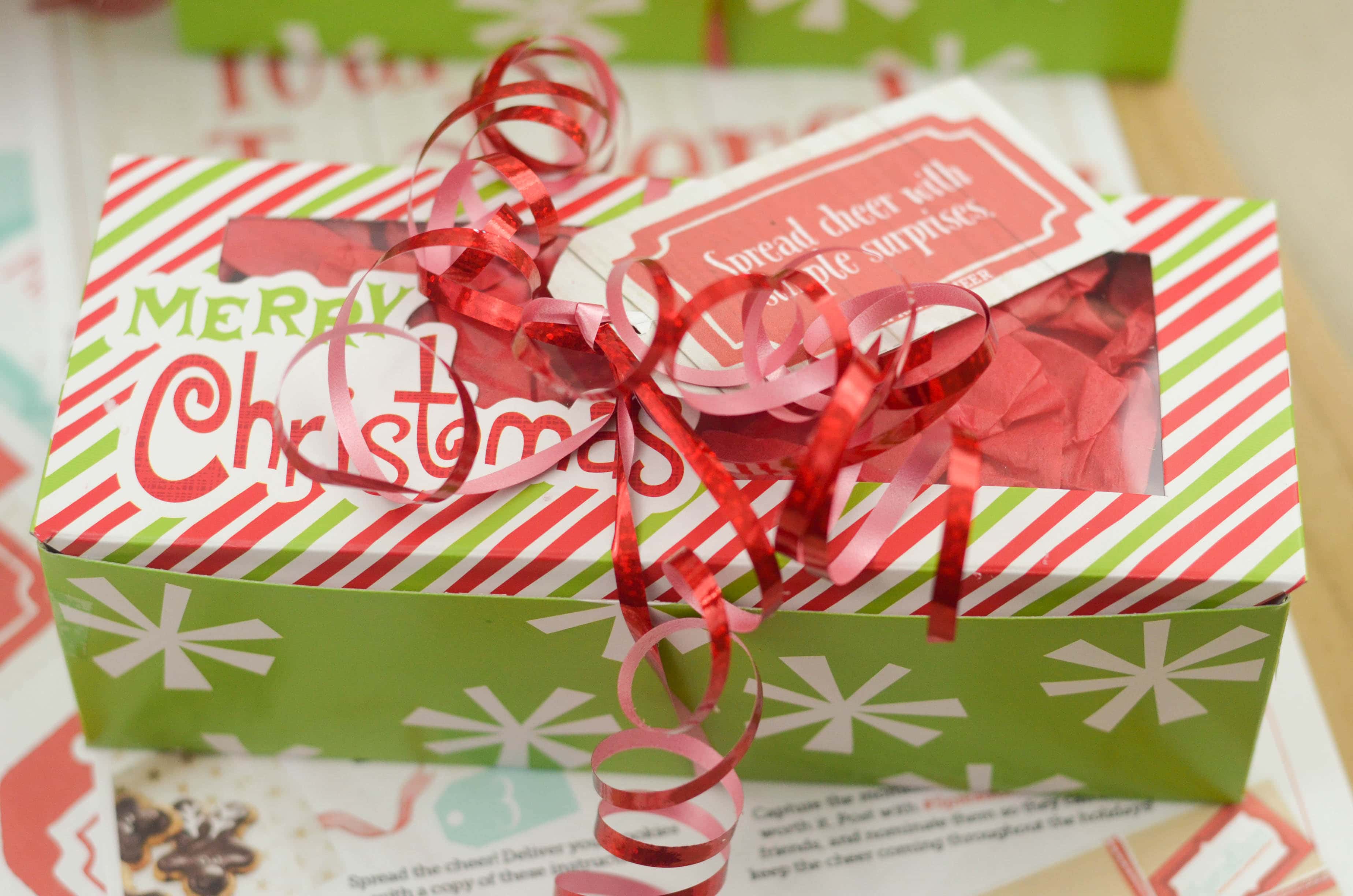 FREE Printables & Spread Cheer for the Holidays