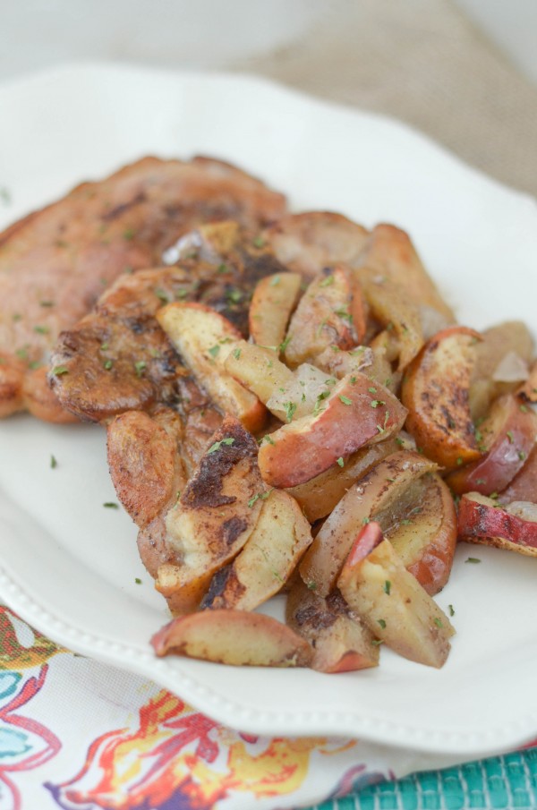 Baked Apple Cinnamon Pork Chops