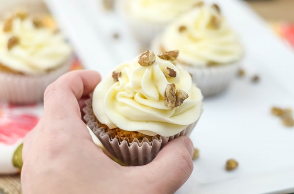 gluten free carrot cake cupcakes