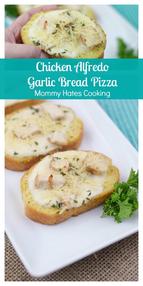 Chicken Alfredo Garlic Bread Pizzas #GameTimeRagu #Partner