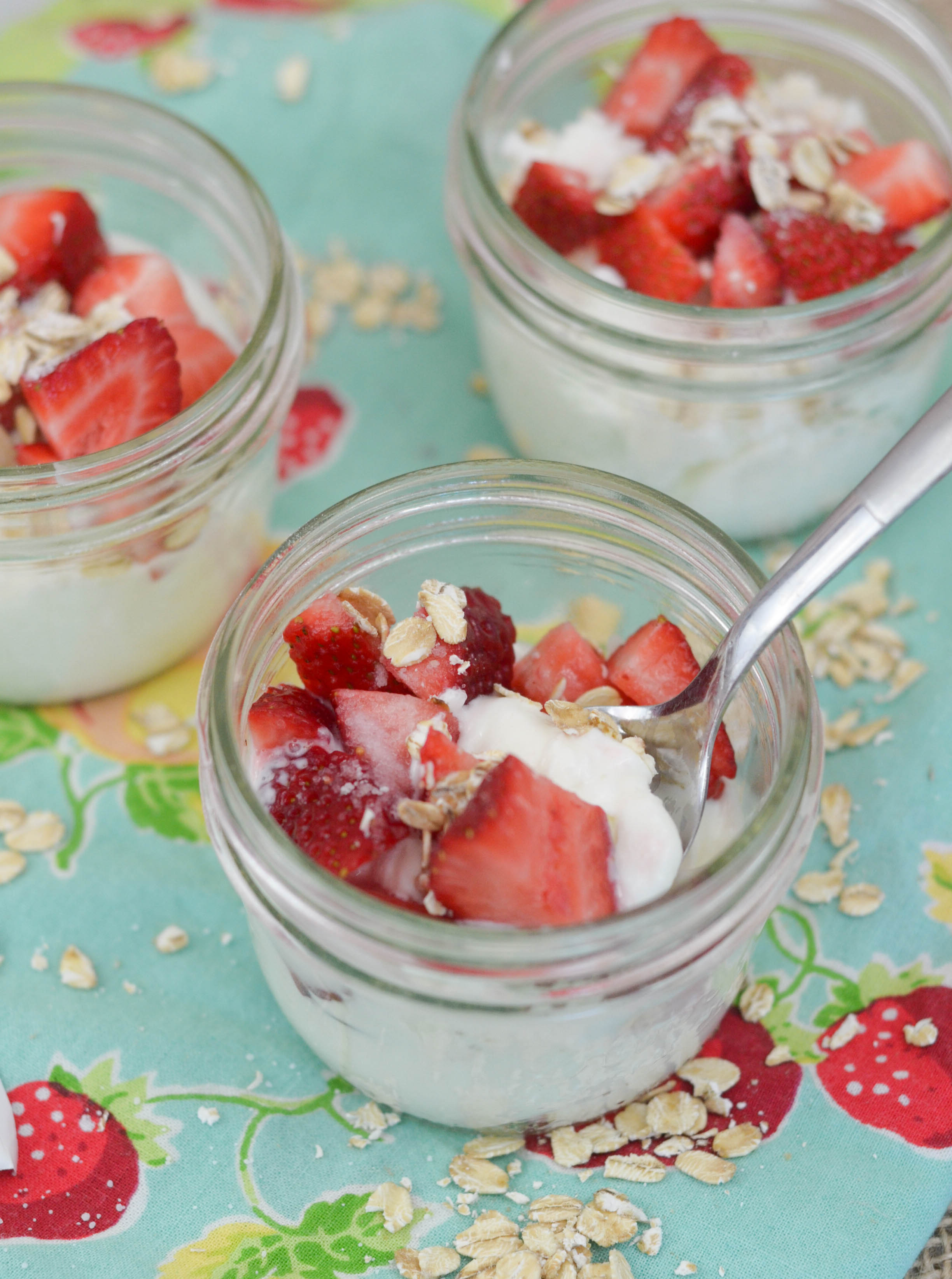 Strawberry Oat Parfaits
