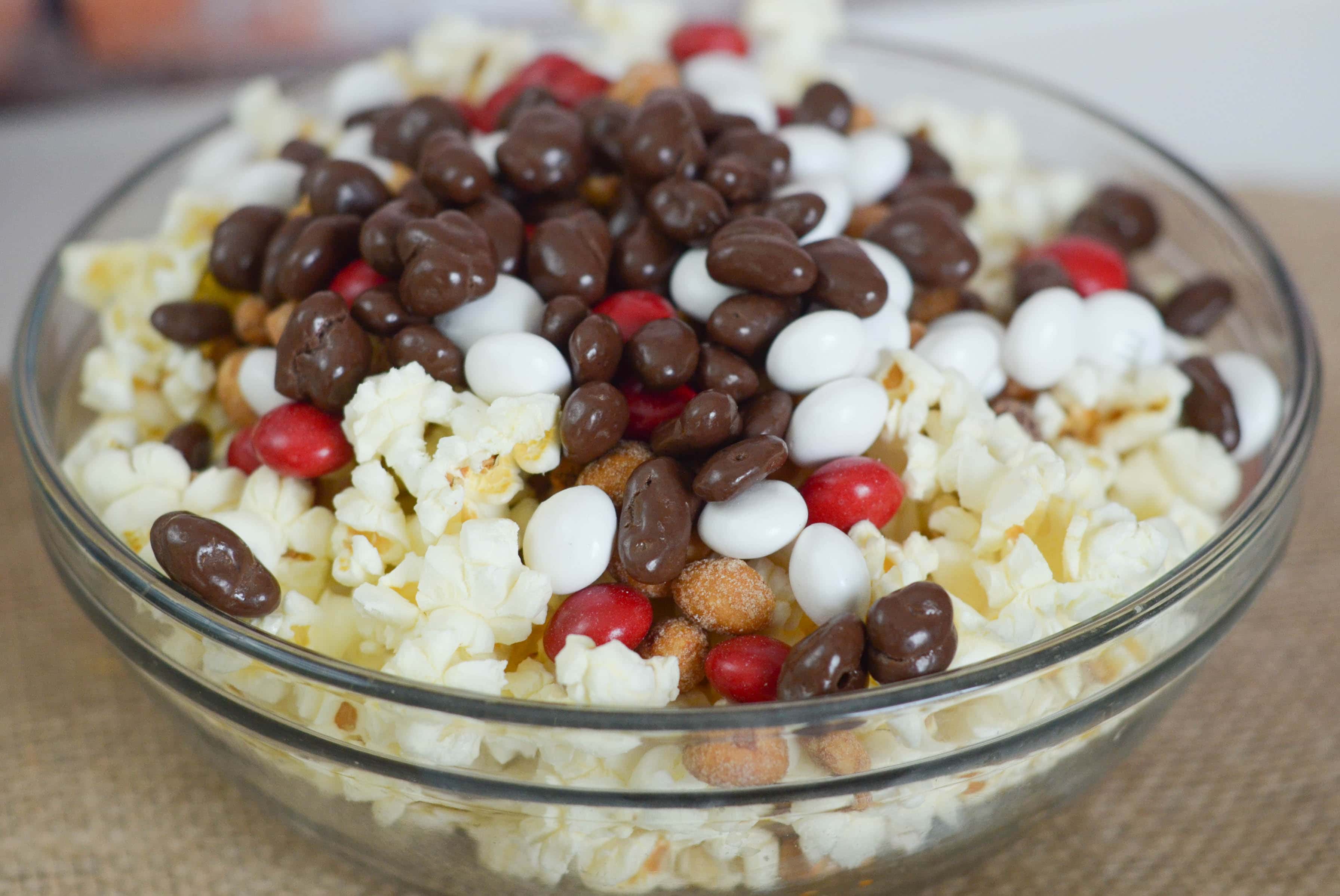Chocolate Mint Popcorn Mix