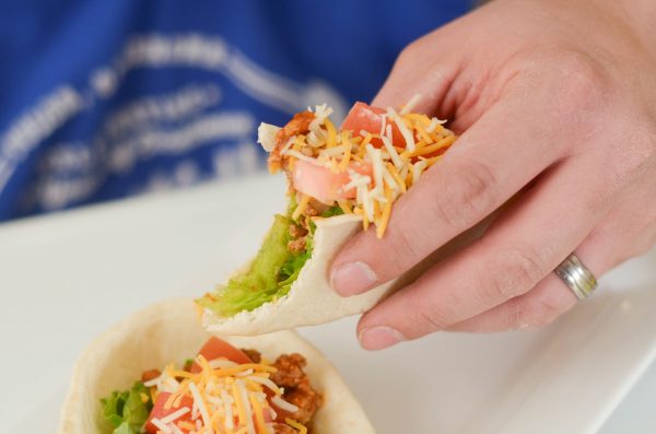 Sloppy Joe Taco Boats #OEPGameDAy #ad