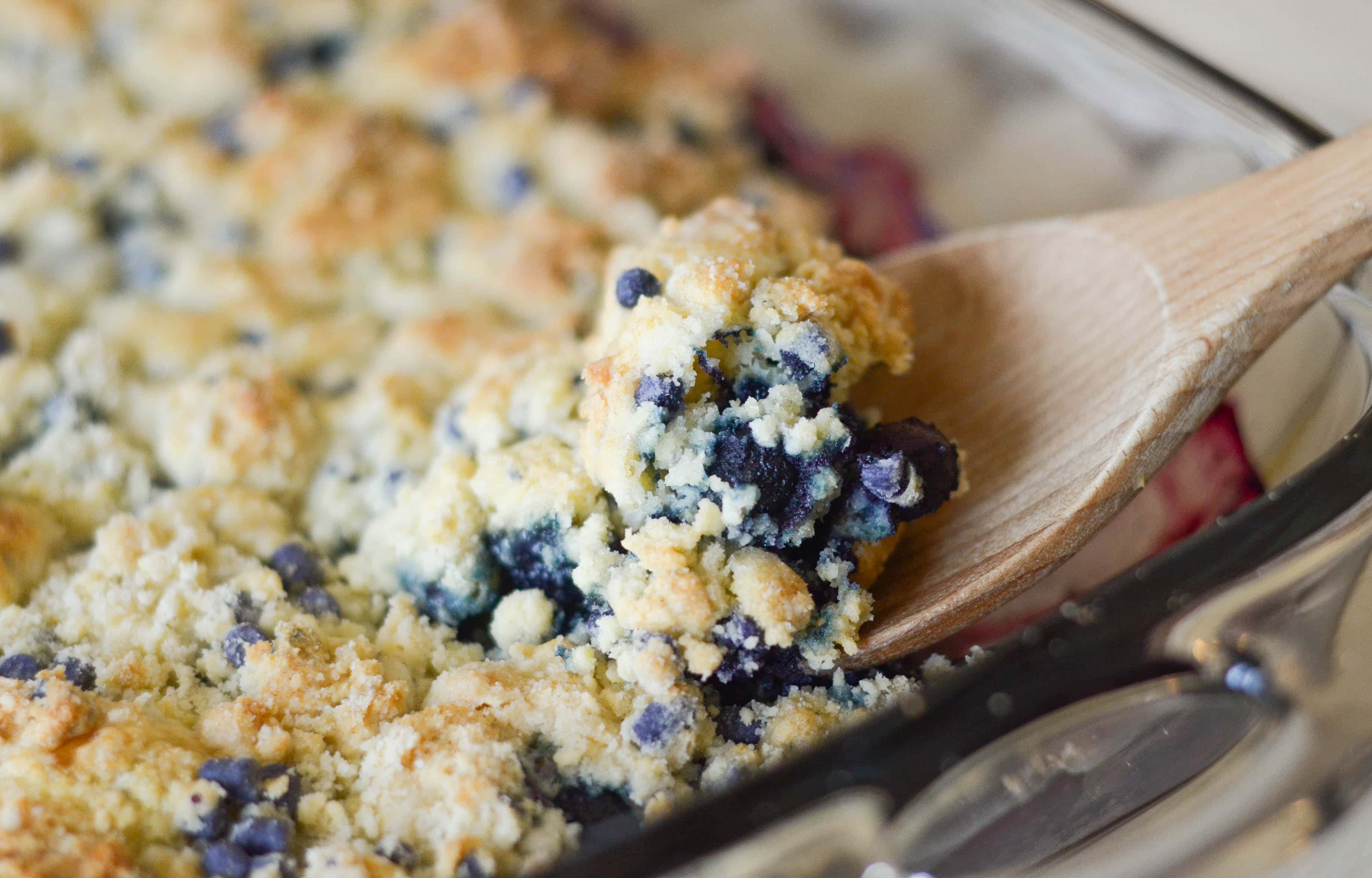 Gluten Free Blueberry Crumb Cobbler plus a Trip to the CMA Awards