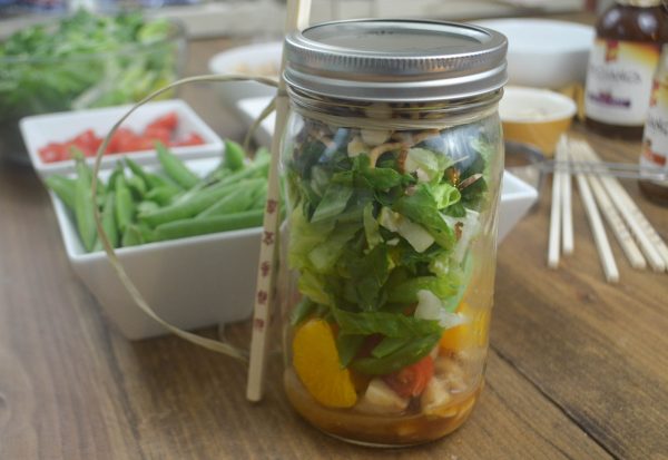 {Mason Jar Salad} Sesame Chicken Salad #SimpleSecret AD