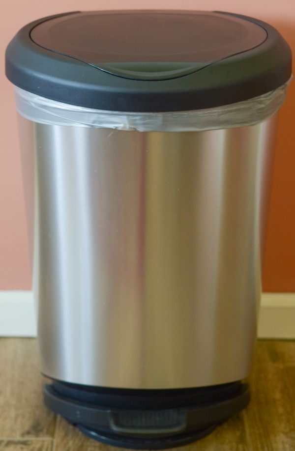 Trash Bag Storage Hack with Color Scents
