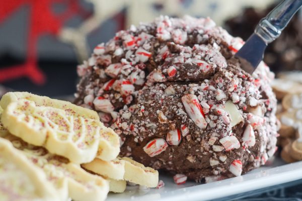 Peppermint Mocha No Bake Cheesecake Ball