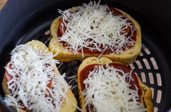 Air Fryer Garlic Bread Pizza Toast