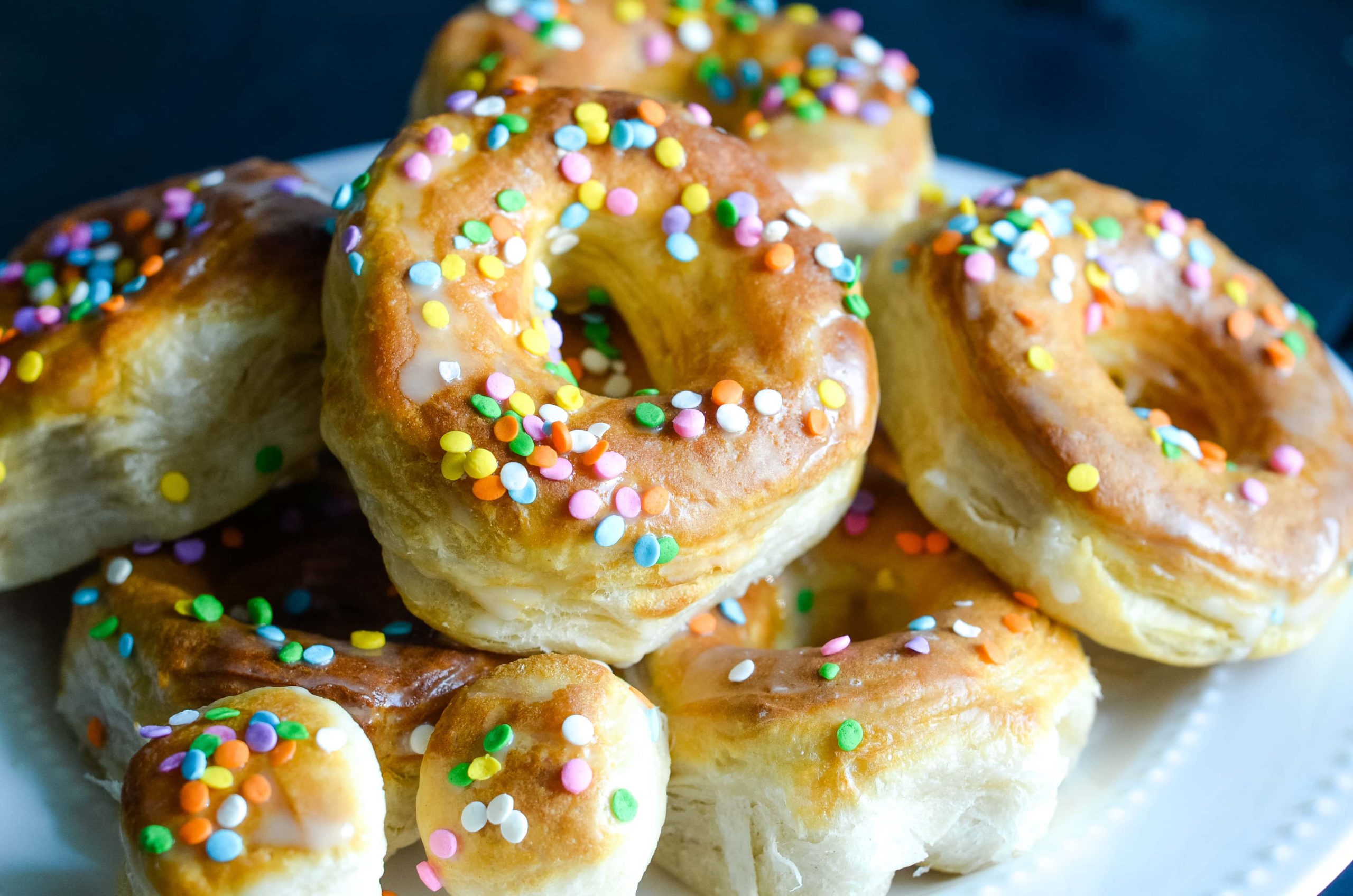 Easy Air Fryer Donuts with Biscuits