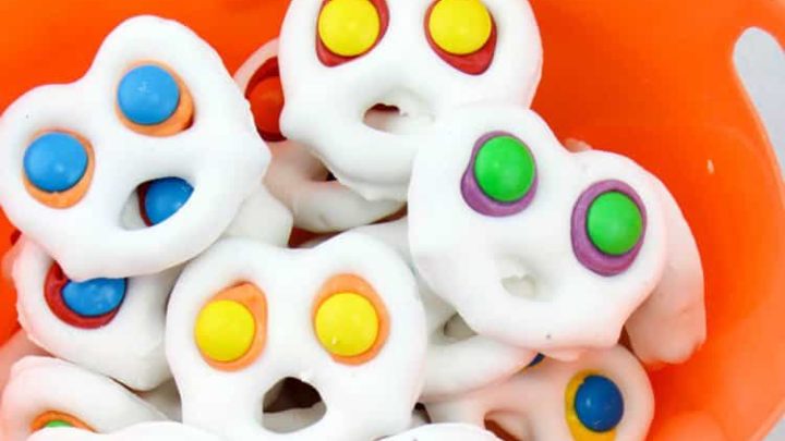 Image for Fun and Easy Screaming Ghost Pretzels