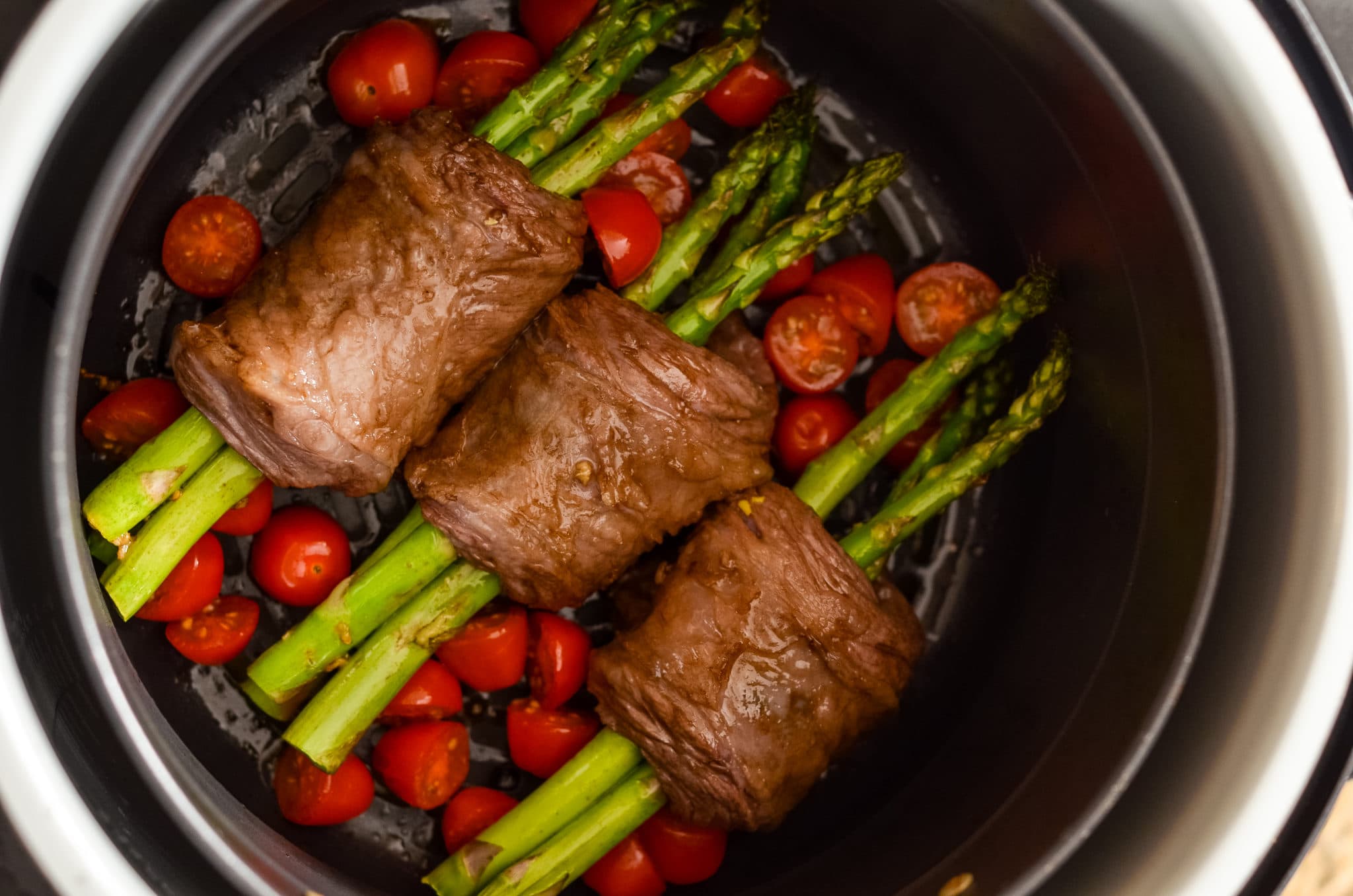 Ninja Foodi Steak Wrapped Asparagus (Air Fryer)