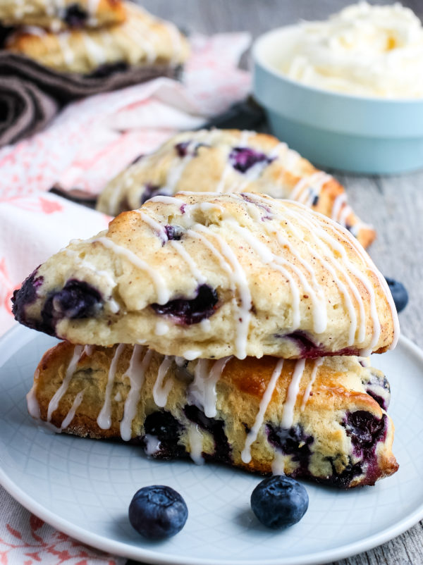 easy scone recipe - blueberry scones