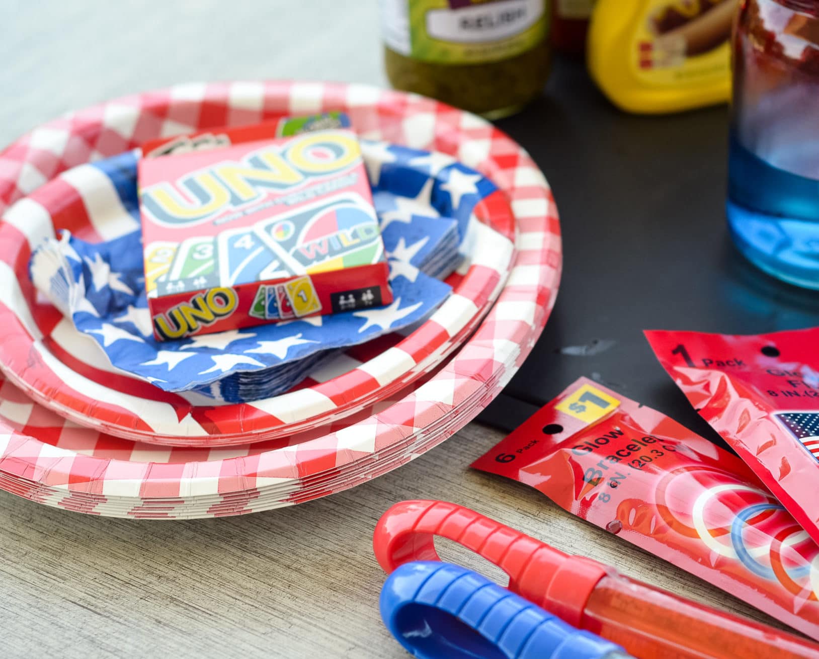 How to Host a Family Backyard Game Night