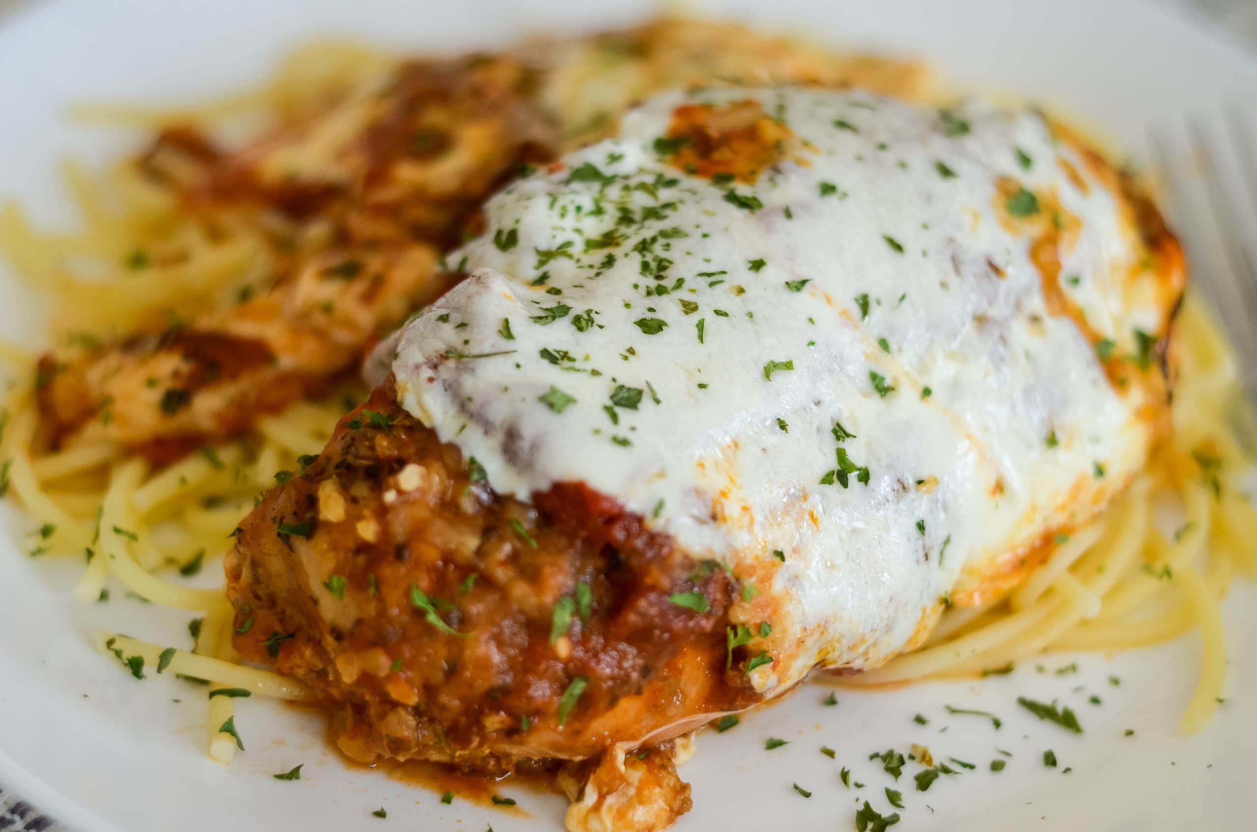 Slow Cooker Chicken Parmesan