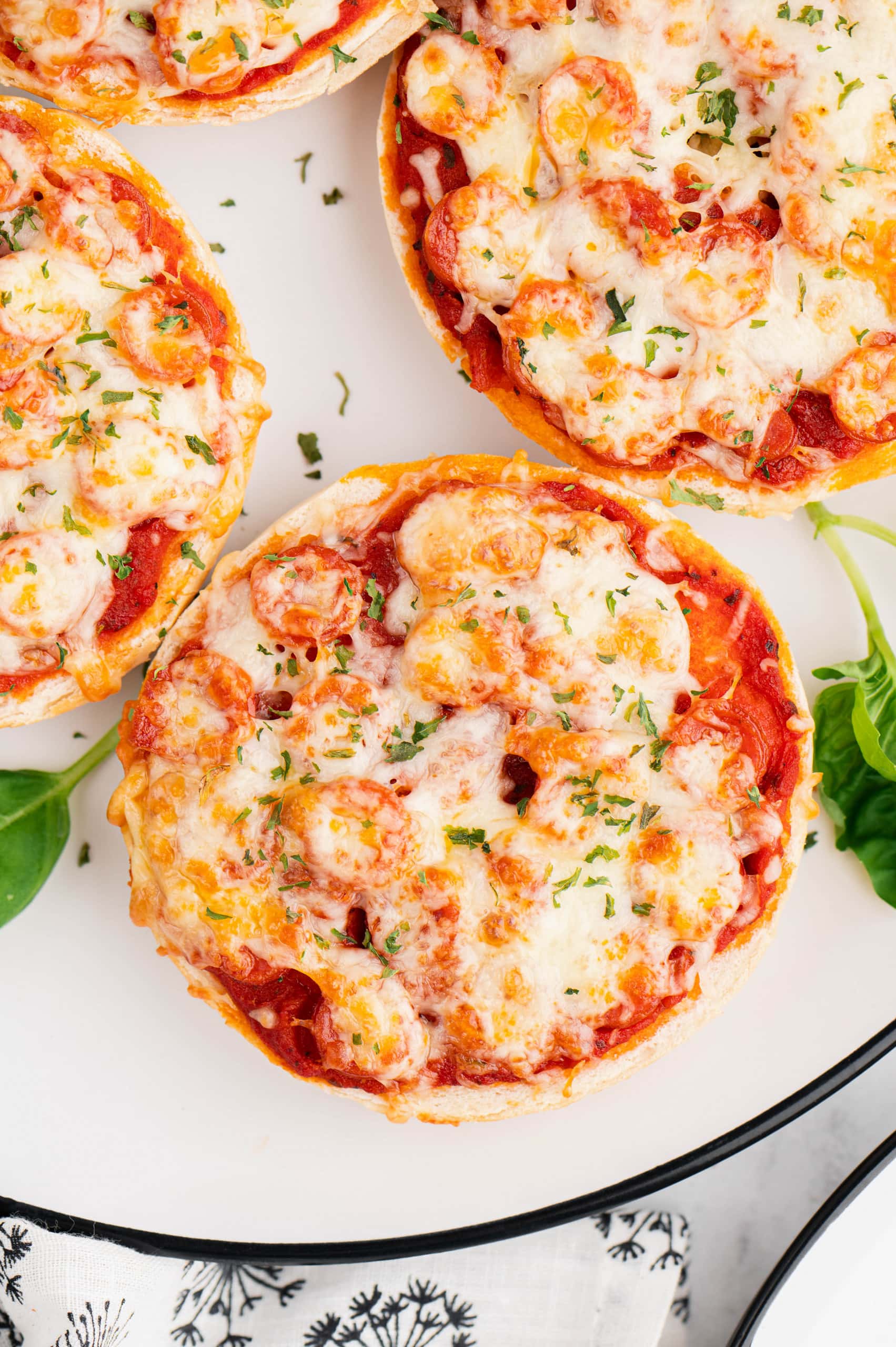 Air Fryer Pizza Bagels