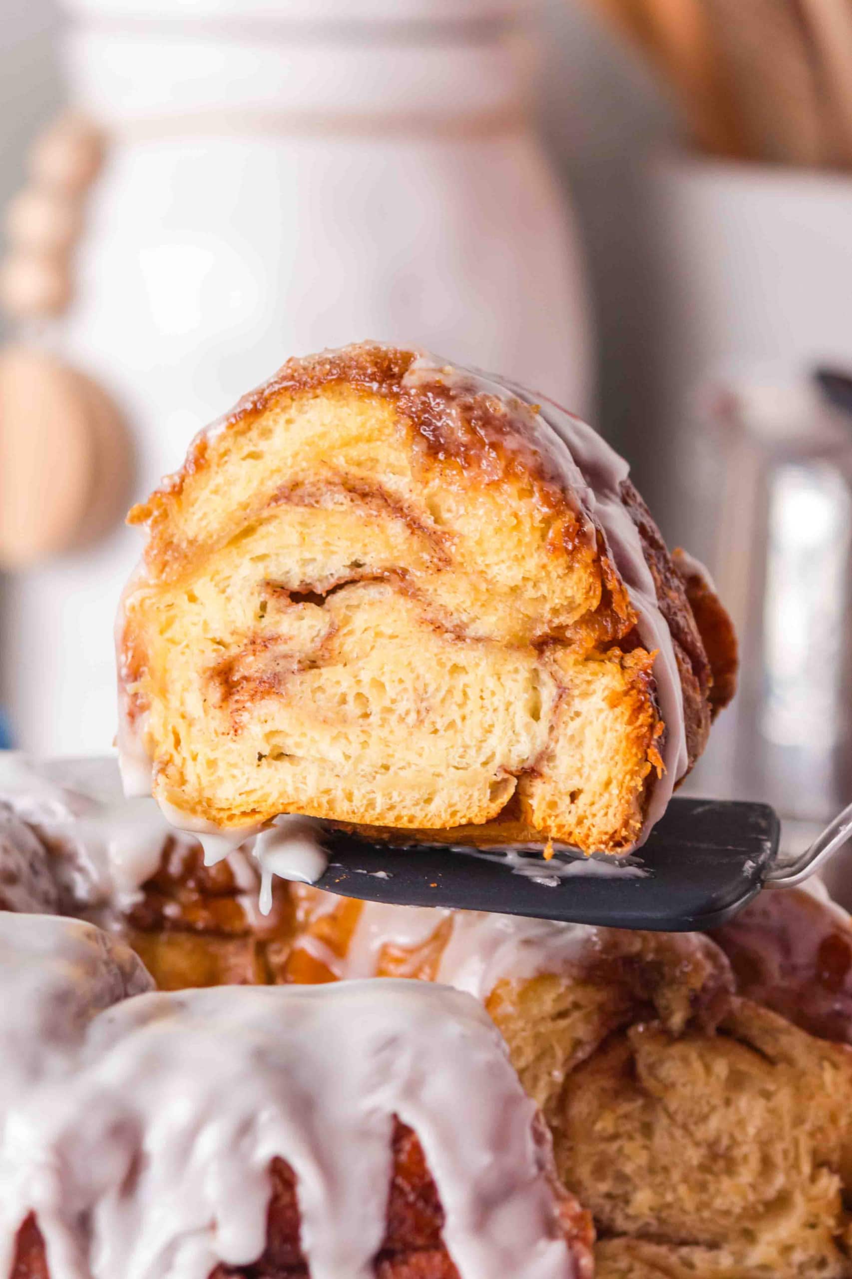 Cinnamon Roll Bundt Cake with Pillsbury Cinnamon Rolls