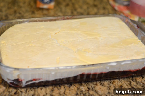 Preparation of the blackberry cobbler for the ice cream cake