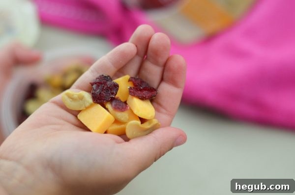 Sargento Balanced Breaks and a Women's Health Magazine: The perfect pair for summer relaxation.