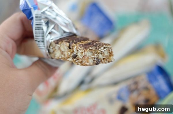 Get Your Fiber Boost with Fiber One 6 Fiber One bars offer a delicious and healthy snack option with less sugar and no artificial ingredients. A great choice for mindful eating. #CleanEating #FiberOne