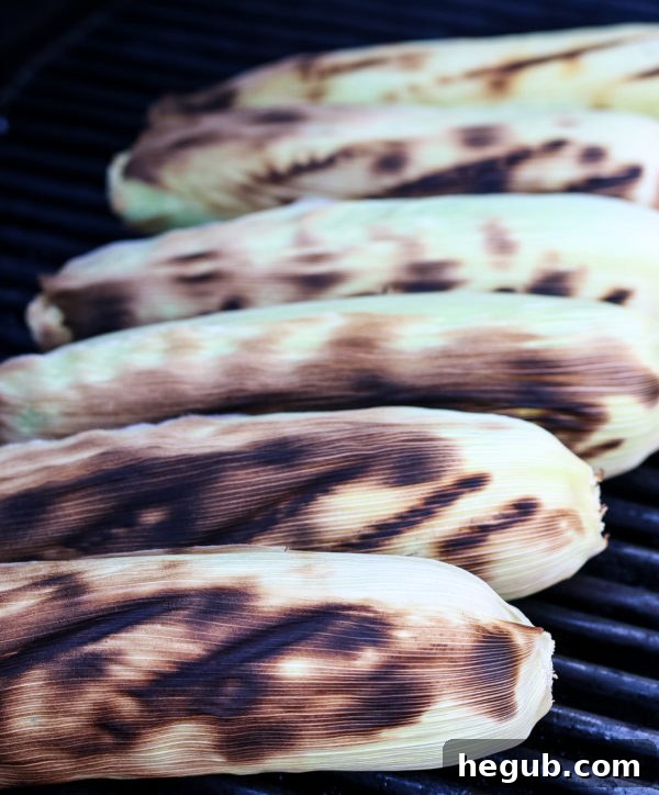 Effortless Grilled Corn Perfection 4 grilled corn on the cob