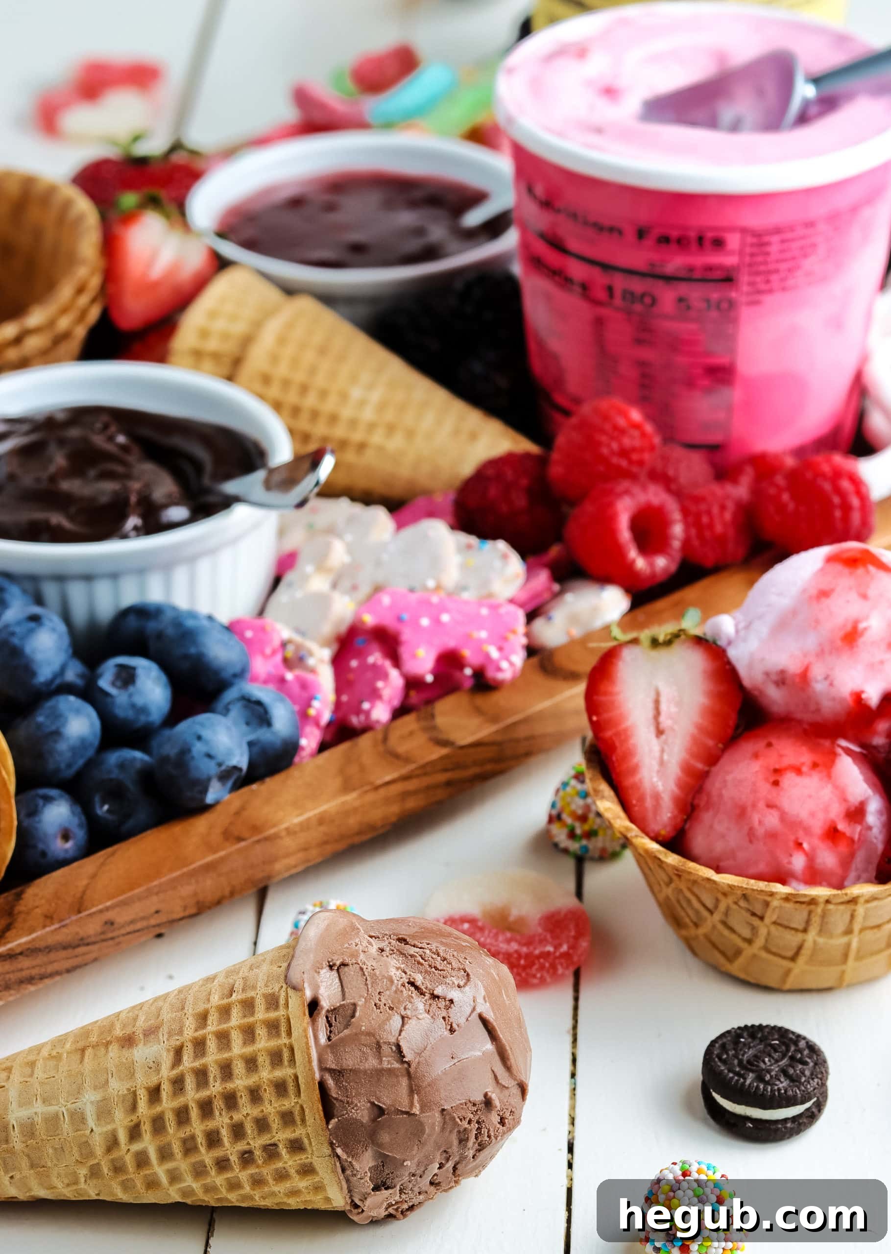 Easy Ice Cream Board (Charcuterie Board)